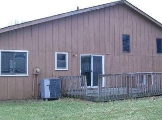 4019 Ivanhoe Dr, Lorain, OH 44053