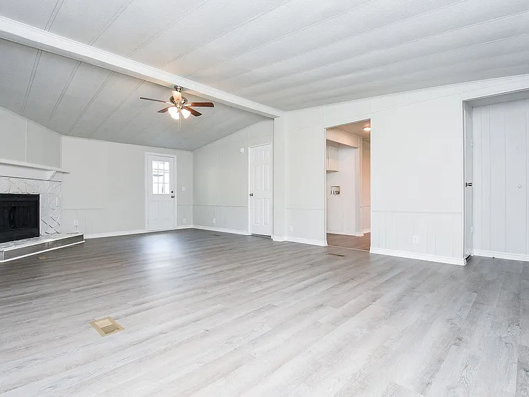 12547 Roy Harris Loop — Photo 22