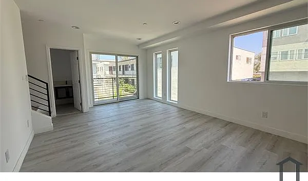 5 bed, $4,500 — Photo 2