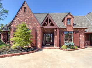 15309 Red Coach Rd, Edmond, OK 73013