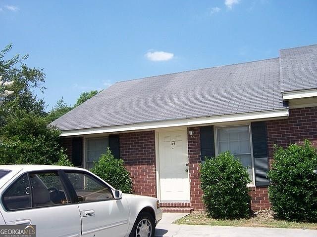 1st image of 230 Lanier Dr #174
