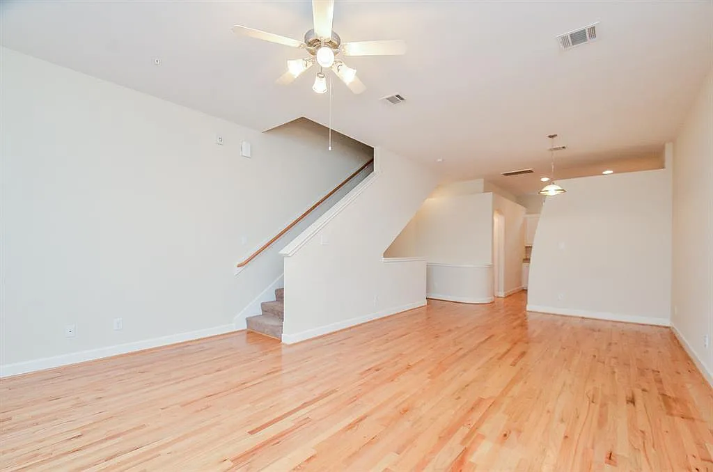 11315 South Main Street - 1 — Photo 3
