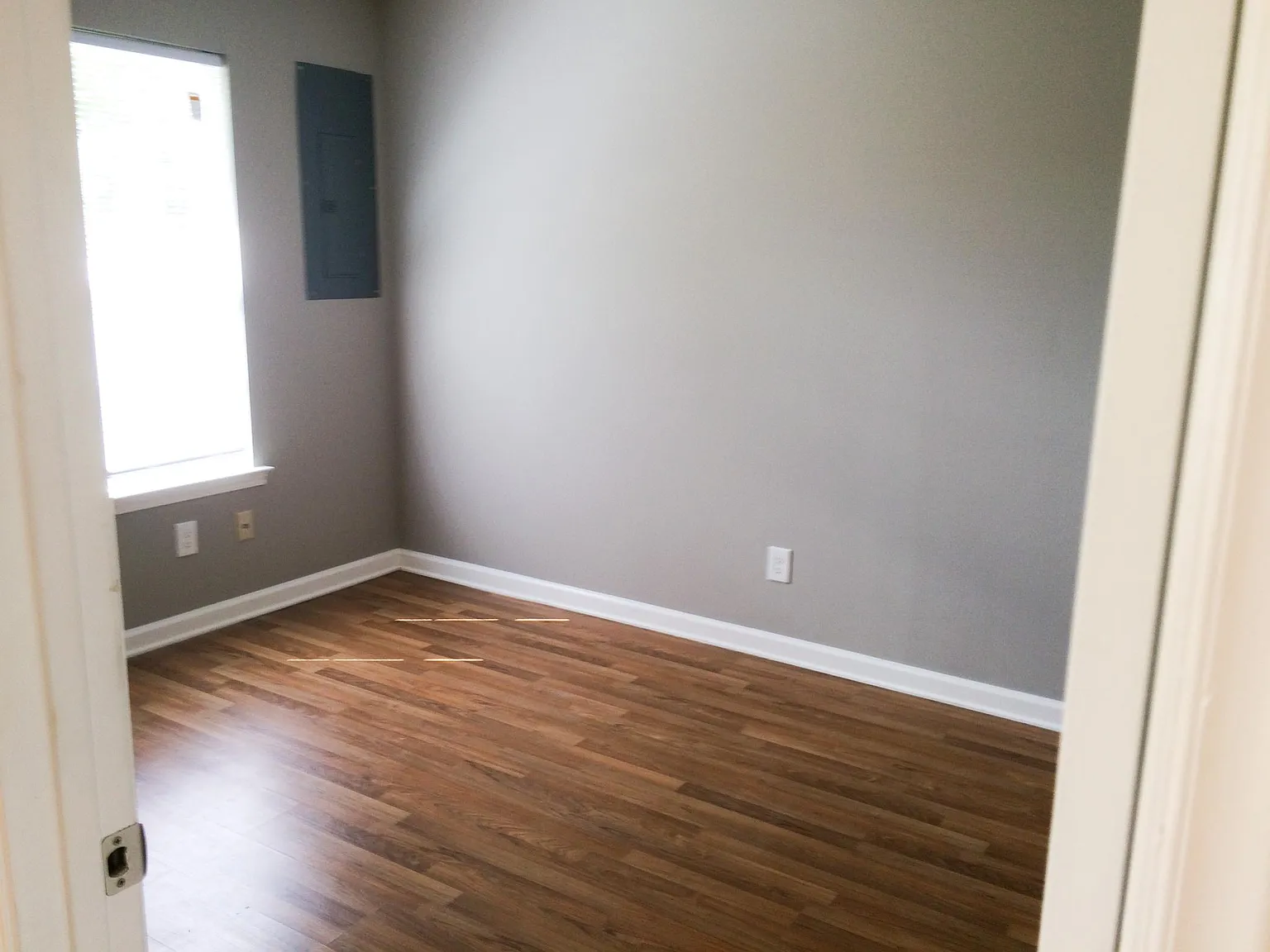 500 E Lauderdale St — Photo 4