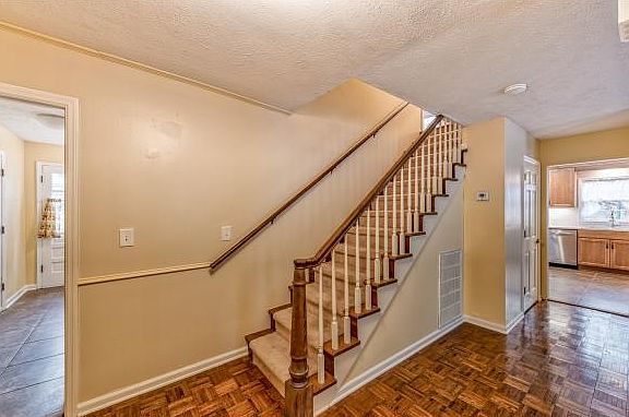 2nd image of 224 Forest Hills Dr