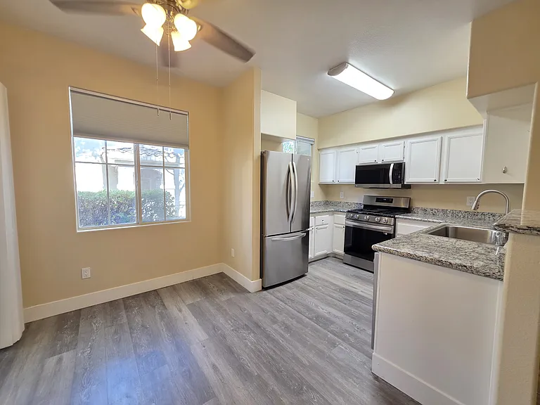 9050 W Warm Springs Rd #1077 — Photo 10
