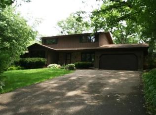 5475 Jan Dr, Fitchburg, WI 53711