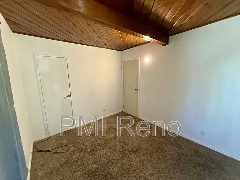 335 Denslowe Dr — Photo 21