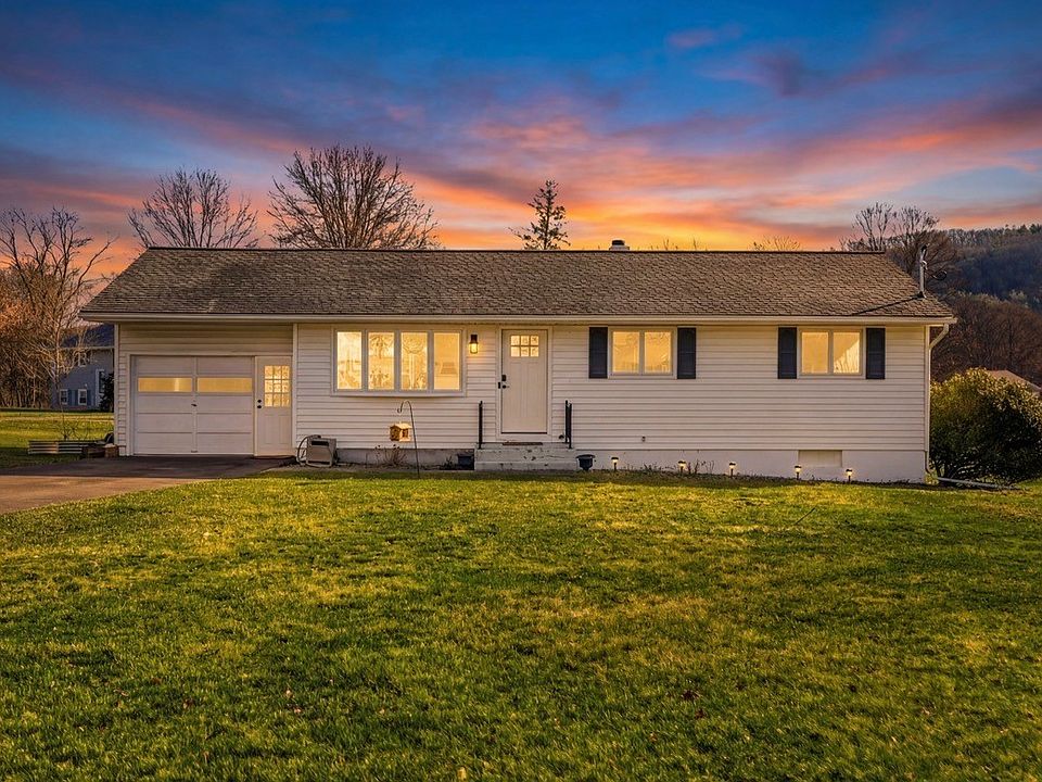 1st image of 412 Payne Rd