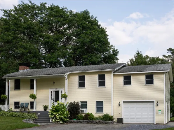 284 Stonybrook Drive, Williston, VT 05495