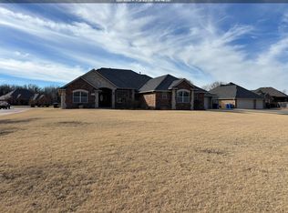 4525 Starlight Cir, Enid, OK 73703