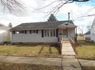 811 Cherry St, Genoa, OH 43430