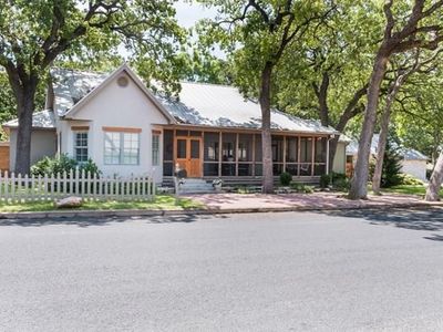 501 N Washington St, Fredericksburg, TX, 78624