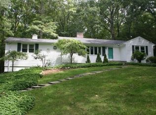 19 Laurel Hill Rd, Ridgefield, CT 06877