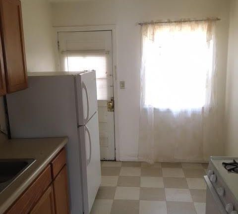 3rd image of 1311 5th Ave