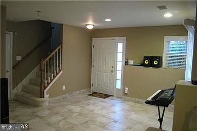 2nd image of 9678 Potters Hill Cir