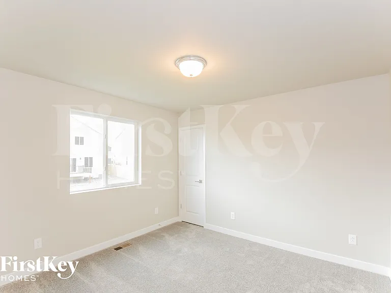 10645 Luneth Dr — Photo 12