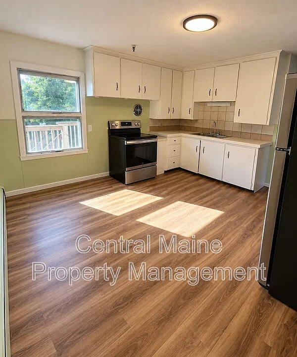 5 Patton St #4