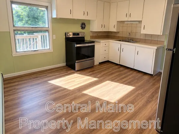 5 Patton St Unit 4, Auburn, ME 04210