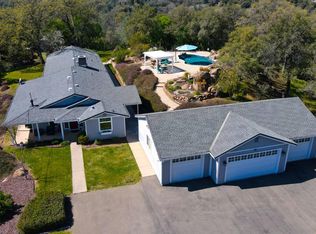 2880 Candlelite Dr, Penryn, CA 95663