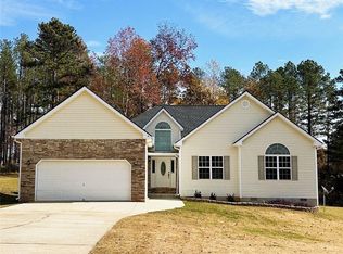 158 Hawk Ln, Carrollton, GA 30116