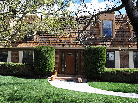 3rd image of 7416 La Jara Ct NE