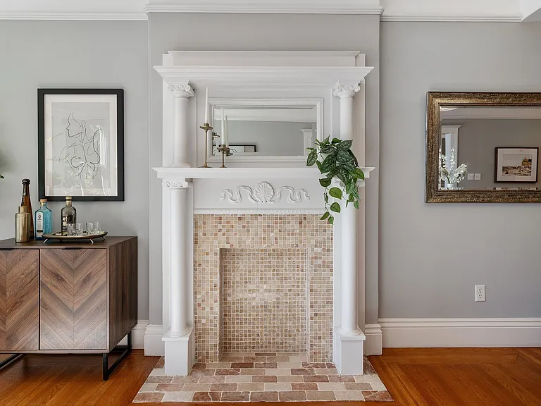 49 Cortland Ave — Photo 9