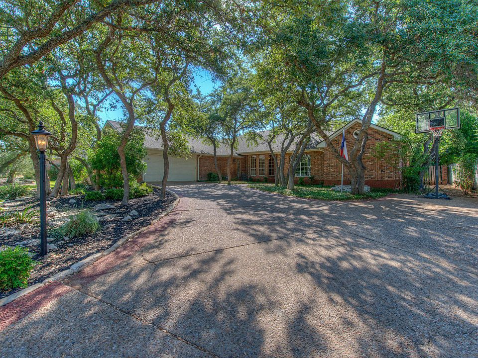 1st image of 314 Duck Lake Dr