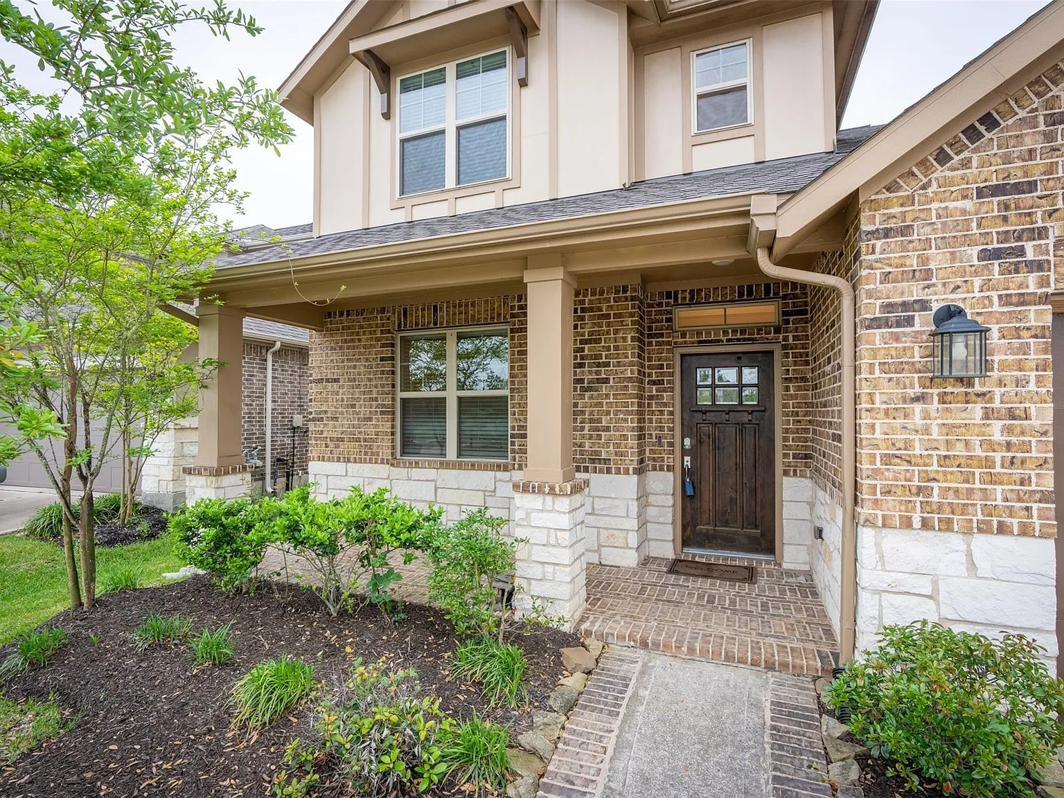 4 bed, 3.0 bath, 3010 sqft, $2,900 — Photo 3