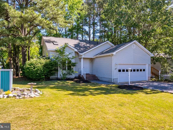 369 Ocean Pkwy, Ocean Pines, MD 21811