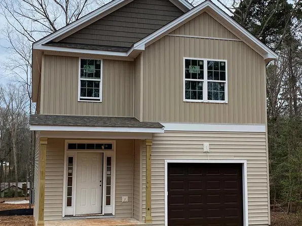 604 Tanglewood Dr, Bracey, VA 23919