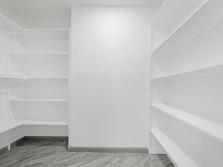 3515 Walden Dr — Photo 22