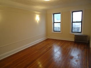 3216 Crescent St #1J, Astoria, NY 11106
