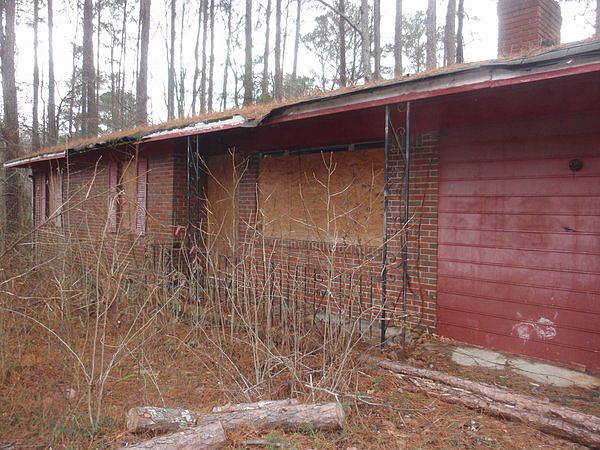 2nd image of 2600 Owens Ave SW
