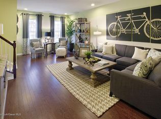 109 Waypoint Dr, Eatontown, NJ 07724