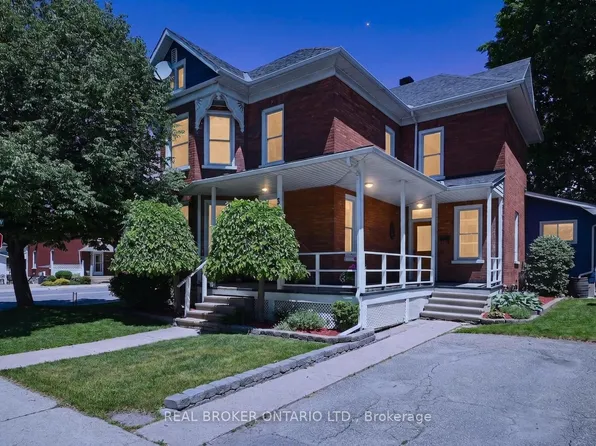 39 McEwen Ave, Smiths Falls, ON K7A 2K2