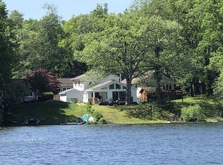 87 Camp Dr, Rhinebeck, NY 12572