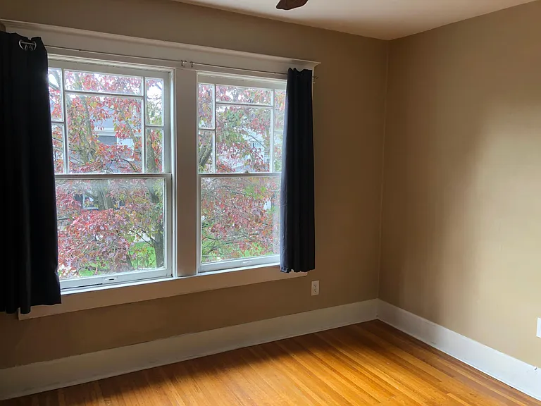1900 Deerwood Ave #2 — Photo 3