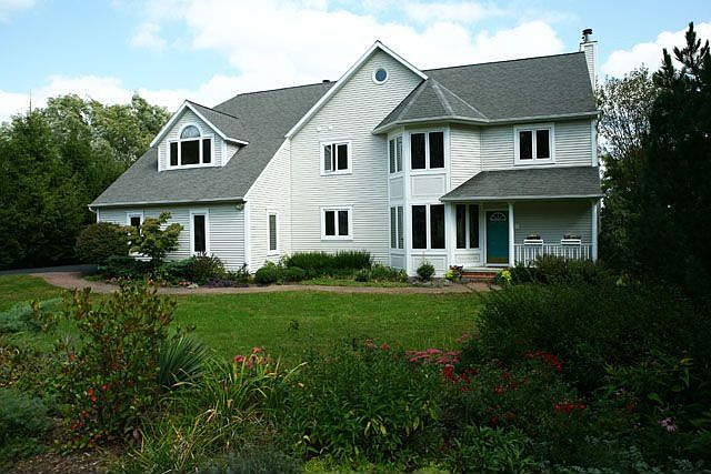12 Overlook Drive Exterior