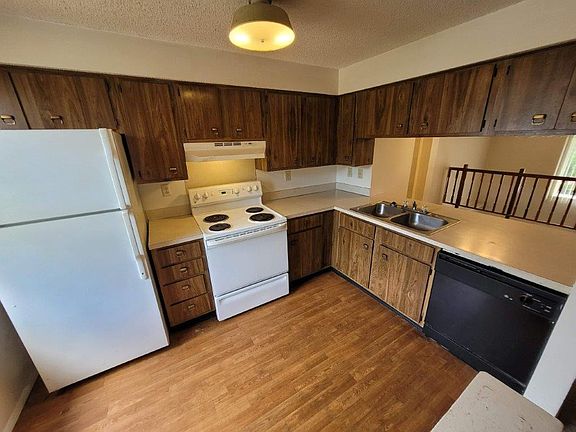 5th image of 7305C Pebblestone Dr