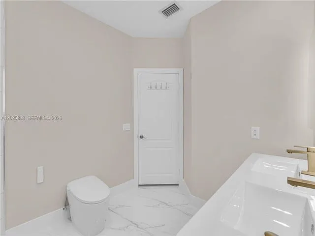 15834 SW 101st St — Photo 6