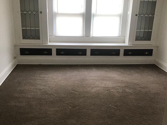 3rd image of 2177 Lewis Dr #Up