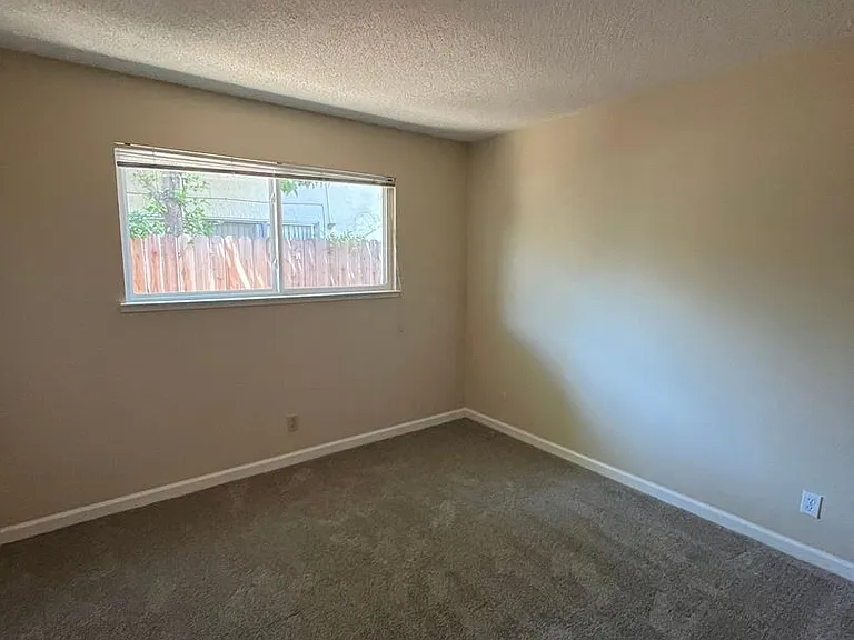 Cowell 4808-4810 — Photo 33