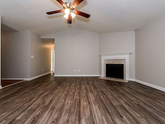 4th image of 114 Live Oak Dr