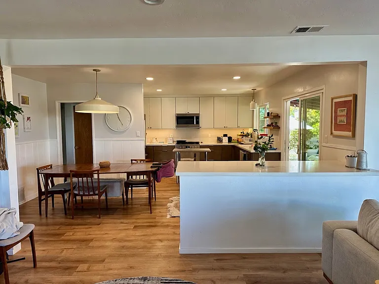 4389 Piedmont Dr — Photo 6