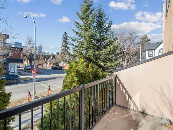 810 N 2nd St NE #4, Calgary, AB T2E 3G4