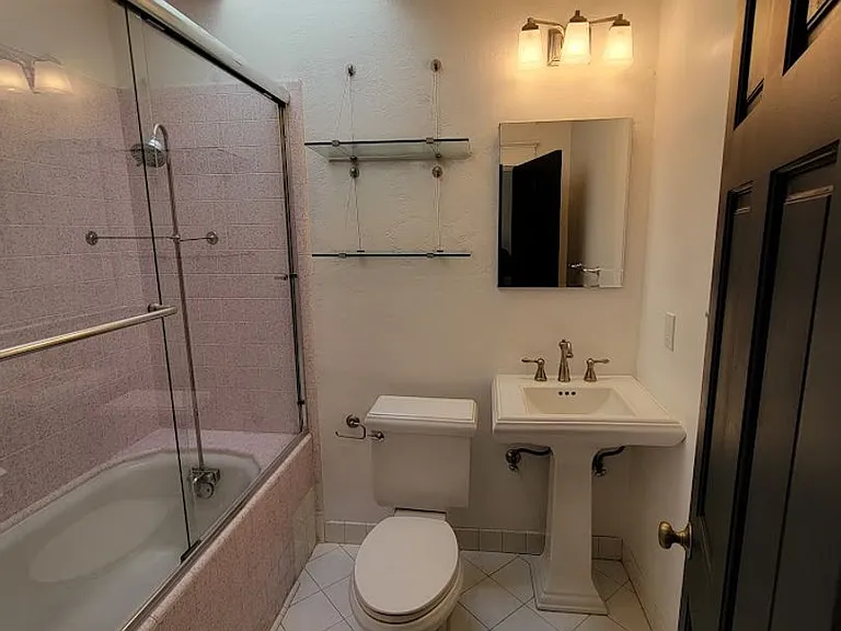 321 Grand Ave — Photo 29