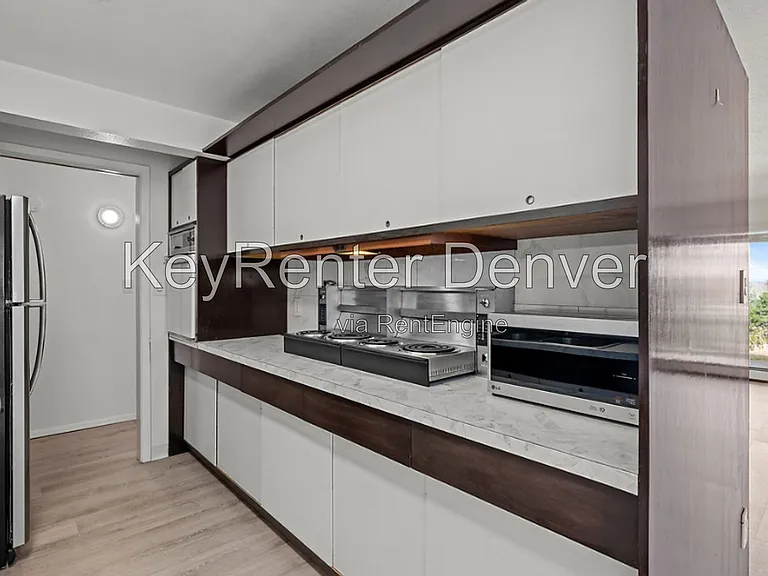 11755 W 17th Ave — Photo 14