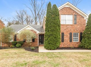 2013 Saint Andrews Dr, Murfreesboro, TN 37128
