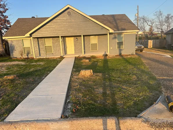 23 Walnut Valley Dr, Little Rock, AR 72211