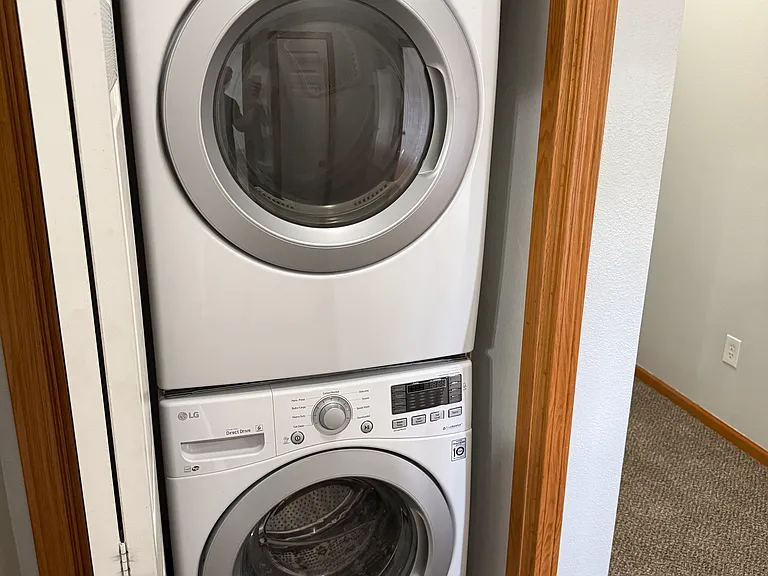936 McKinley Ave #7 — Photo 8